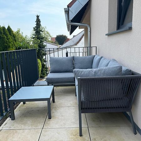 Moderne Ferienwohnung Mit Terrasse, Grill & Privatparkplatz Venningen Buitenkant foto